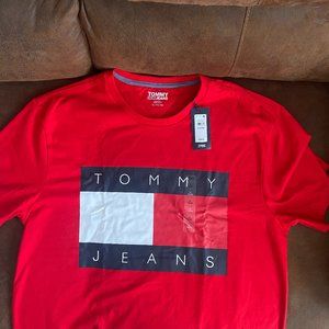 Tommy Hilfiger Classic Flag Mens T-Shirt, Tommy Jeans, Size XL, Red.